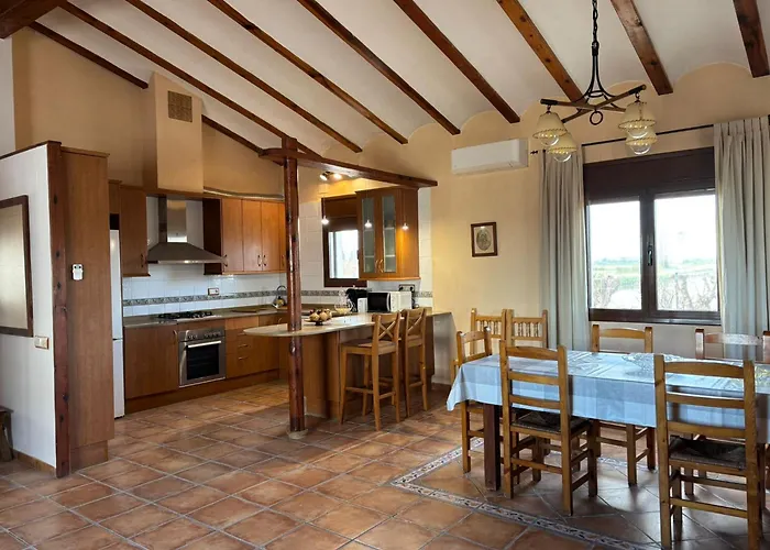 אכסניה Casa Rue אמפוסטה