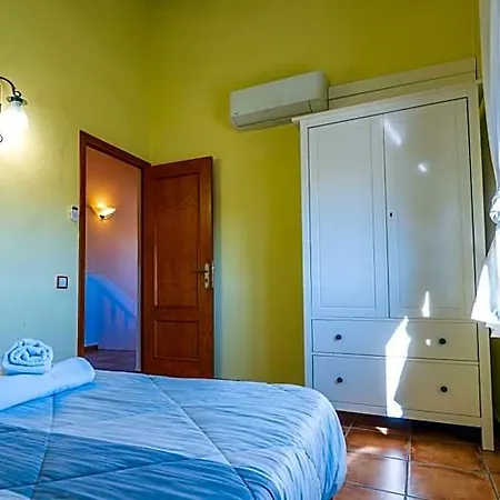 Casa Rue Jaktstuga Deltebre